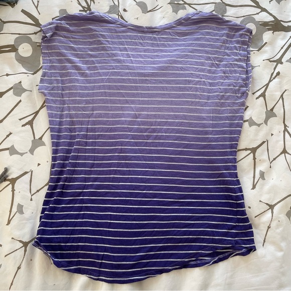 Express purple stripe ombré shirt - Picture 3 of 5